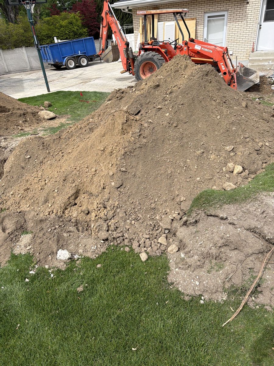 Free fill dirt- we load you haul