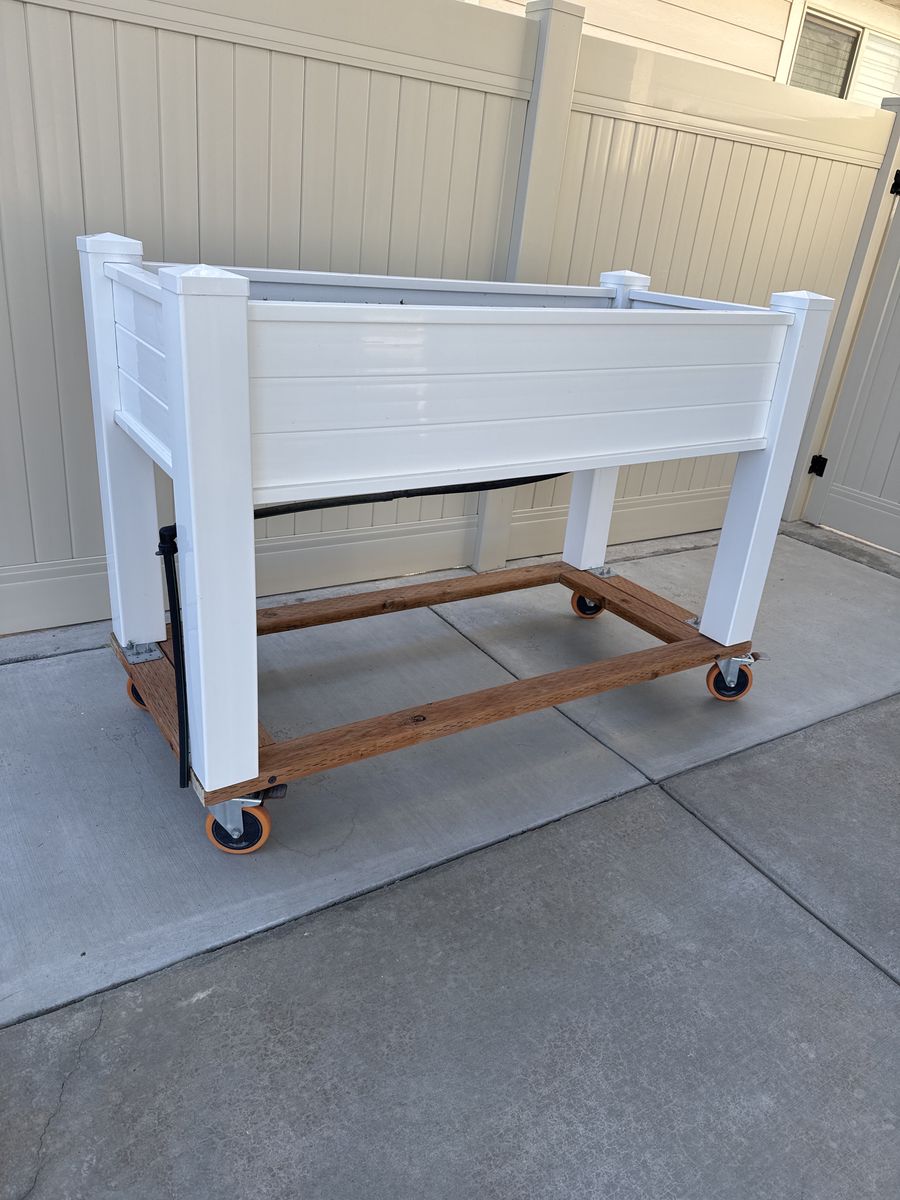 White Vinyl Garden Box