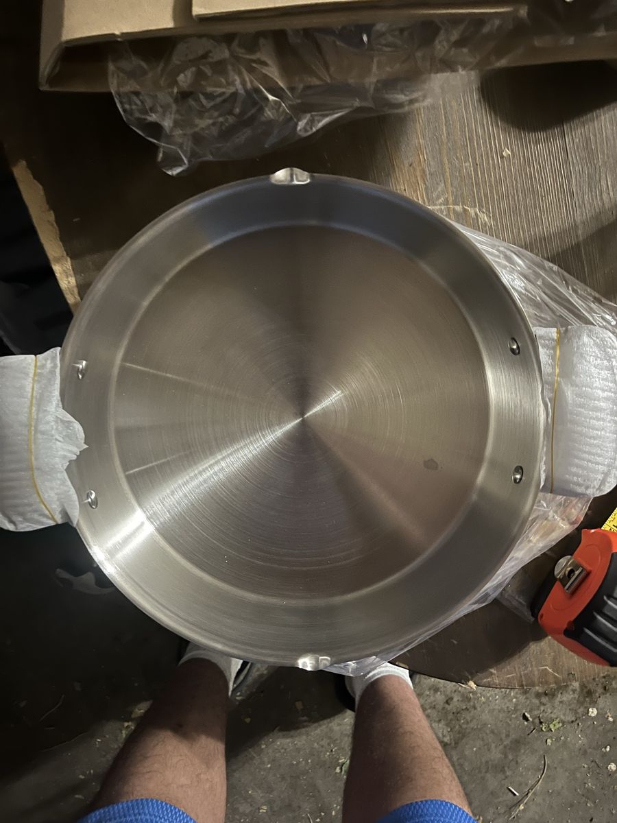 Main image 3
