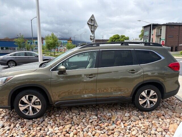2022 Subaru Ascent Premium 8-Passenger