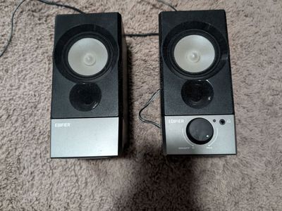 Edifier R19U USB Computer Speakers