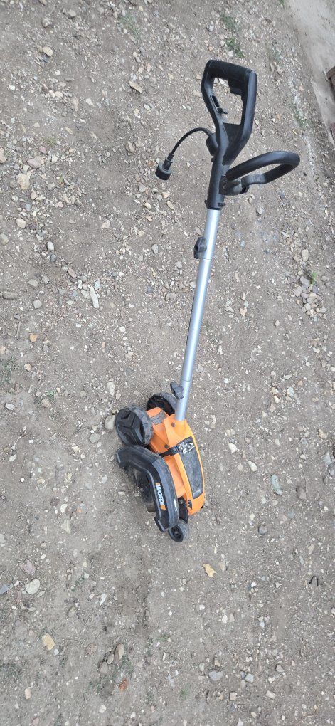 Worx Corded Electric Lawn Edger & Trencher (Model WG896)