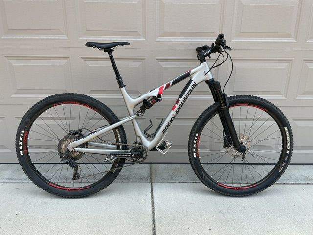 Rocky Mountain Instinct Carbon MSL (Large)