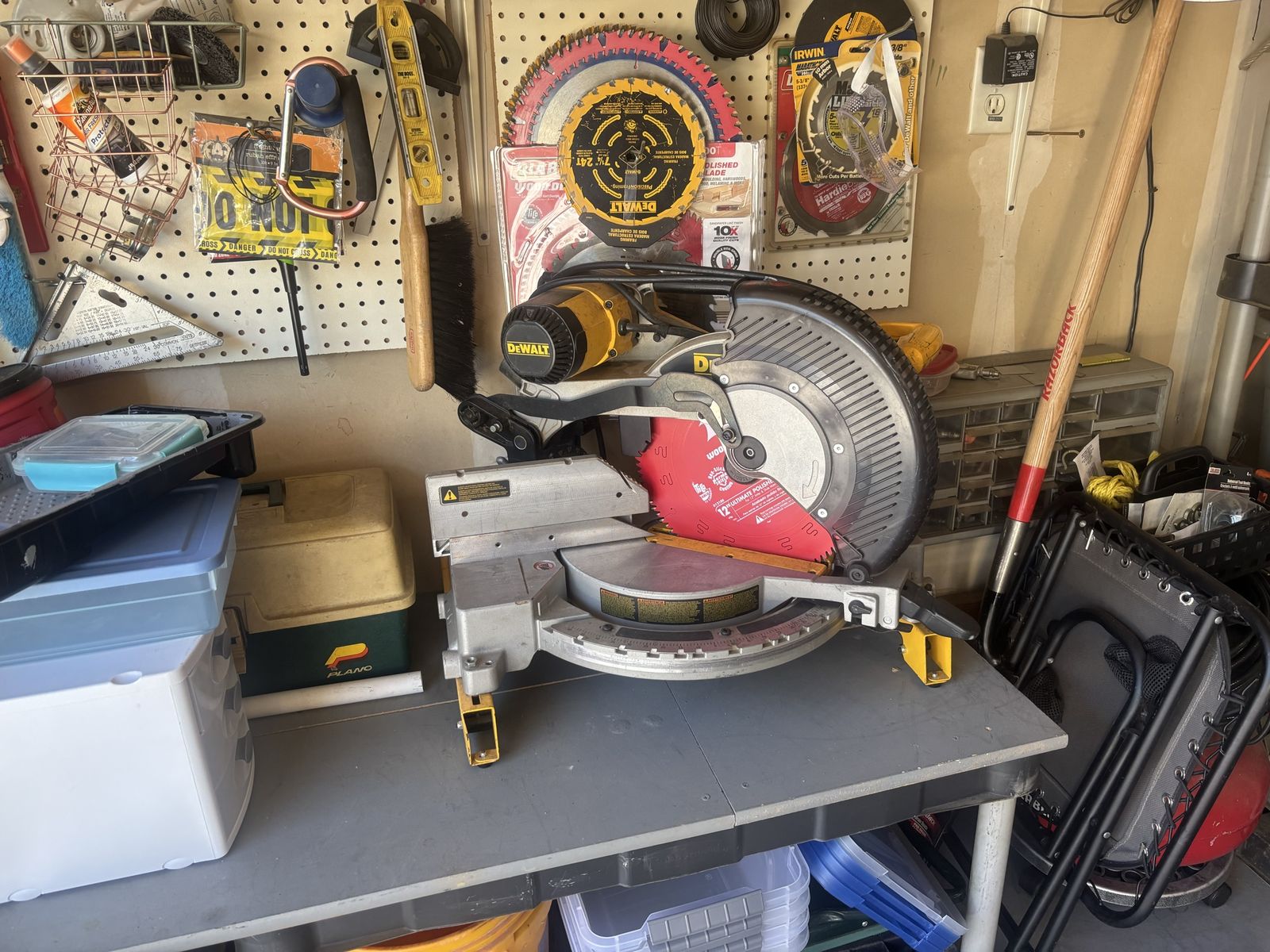 Dual compound saw