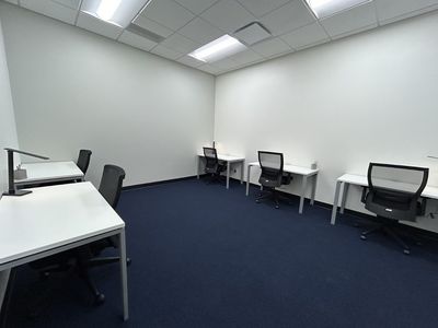 HQ powered by Regus--Need Enough Space for your Whole Team?-WVC