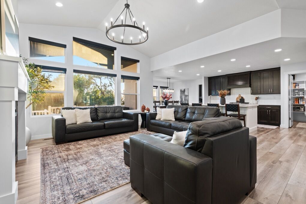 Ashley Furniture Luigi Leather Set