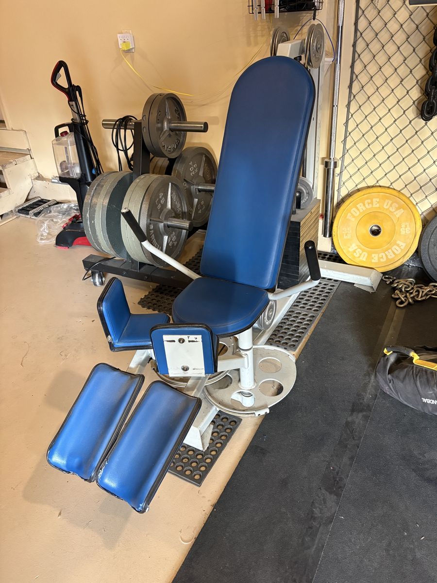 Polaris Abductor Machine