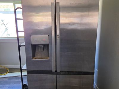 Whirlpool 36” Stainless Steel Side by Side Refrigerator with Ice & Water Dispenser