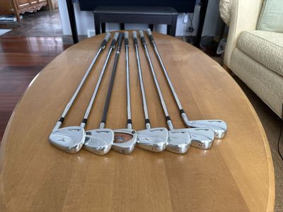 Mizuno Pro 225 Irons 4-9, P Set with TaylorMade 8 iron Used Good