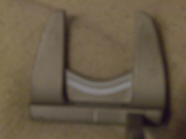 TOP FLITE GOLF PUTTER  EXCELLENT CONDITION W/COVER