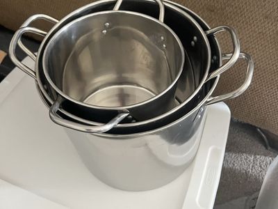 Set of 3 Stainless Steel Pots/Pans - Various Sizes, Durable Cookware