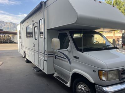 1999 Ford E-450 and Econoline 450