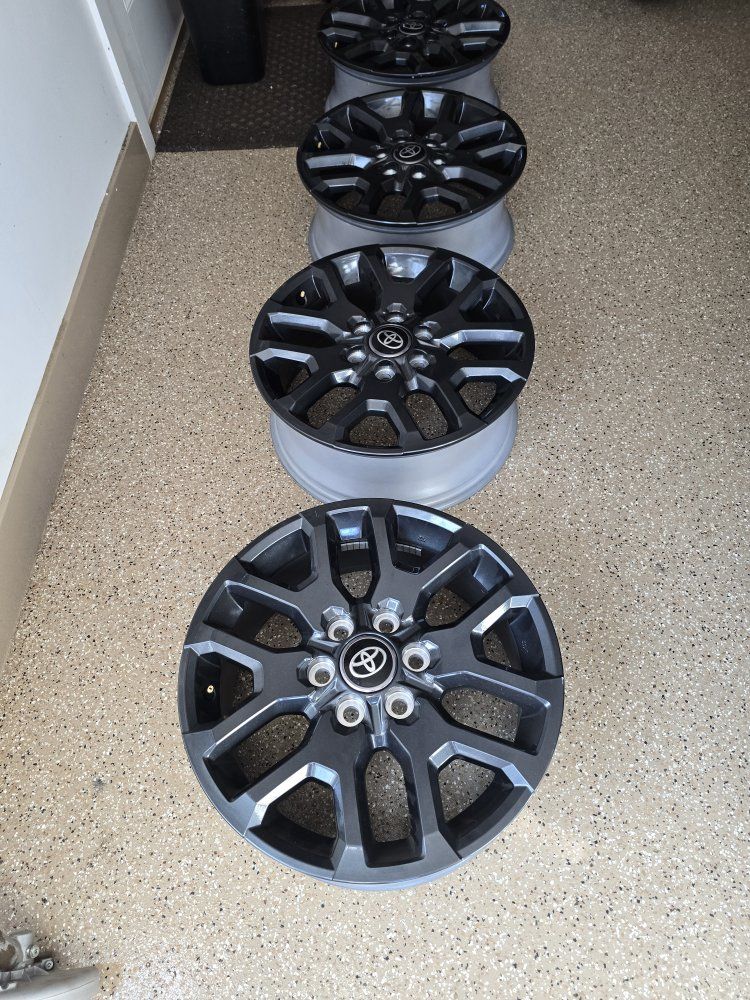 Toyota 20" Dark Gray Alloy Wheels (Set of 4.