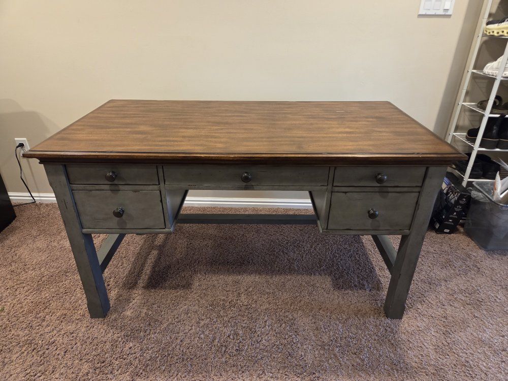 Solid Wood Desk/w built in outlets