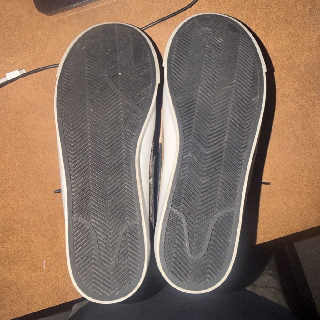 Nike sb camo shoe 40 obo