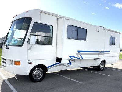 Rare shorty rv sea breeze 28FT whit slide out very nice and clean no issues super low miles easy to drive and park