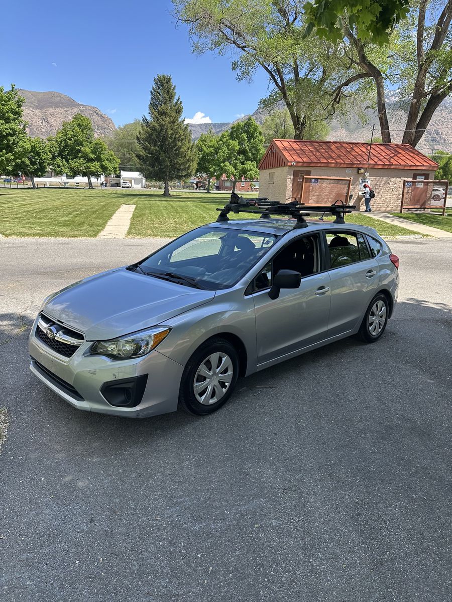 2013 SUBARU IMPREZA 2.0i