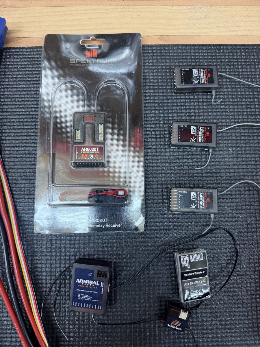 A variety of Spektrum Telemetry Receiver & HobbyEagle A3 Super 4 Gyro Receiver Lot