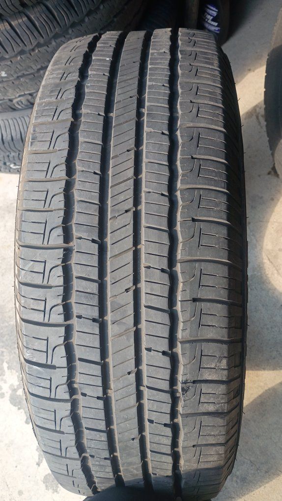 *  Nice 205/60R16 Tire *