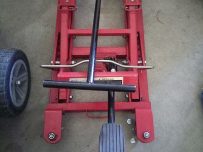 LARIN ATV-3LRS Motorcycle ATV Jack - 1500 lbs Capacity, Red Hydraulic Lift