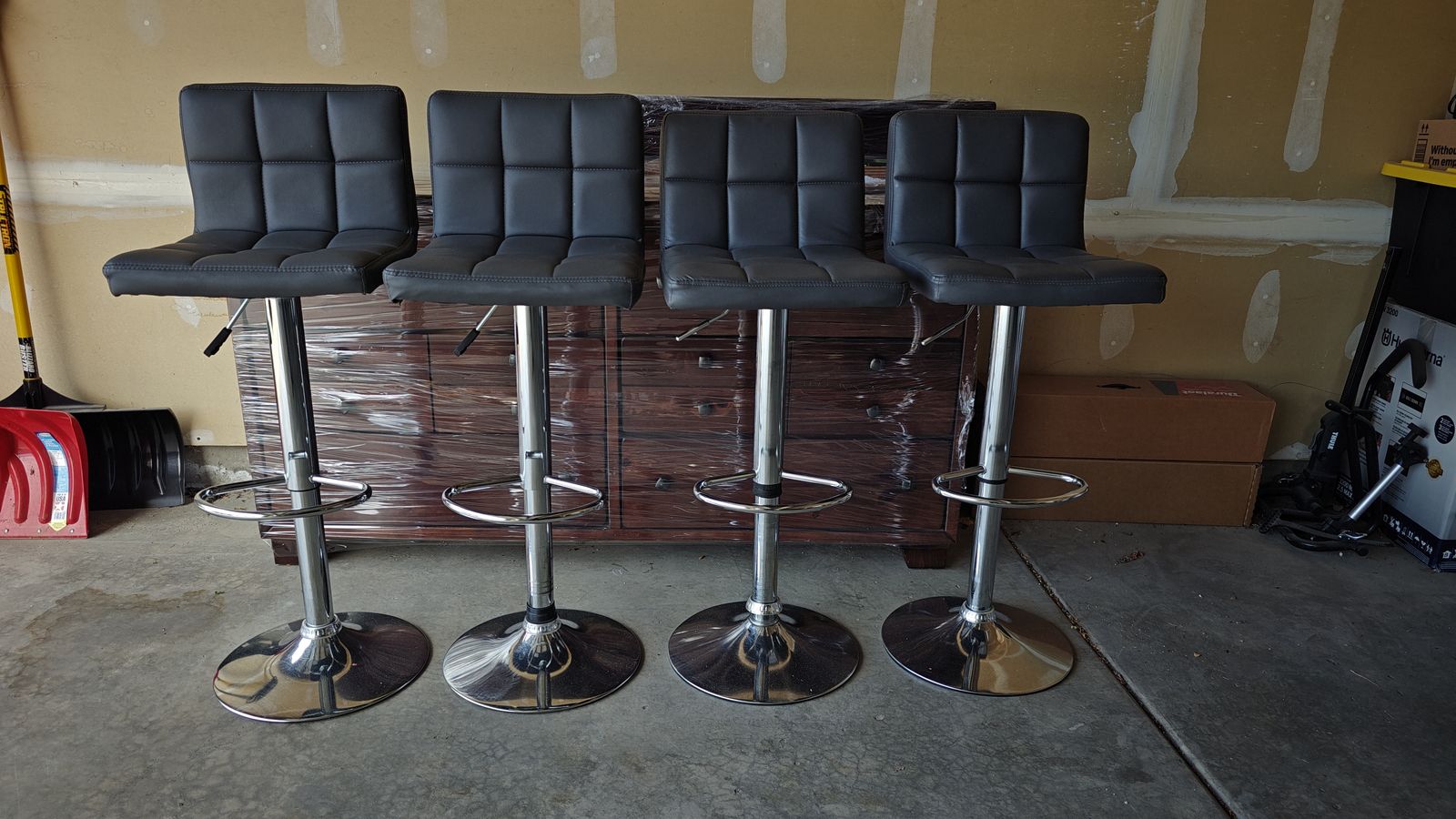 Bar stools - set of 4 - counter or bar height