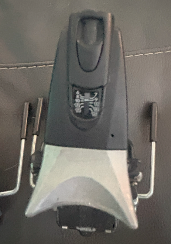 Main image 3