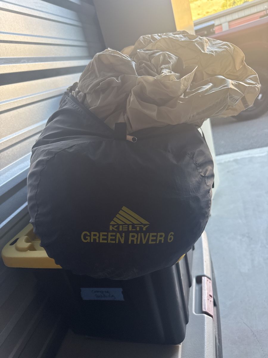 Kelly Green River 6 Person Tent