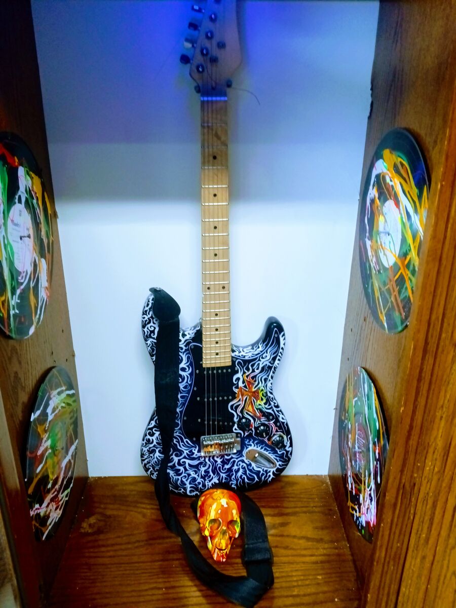Electric Guitar Hand Painted in Case