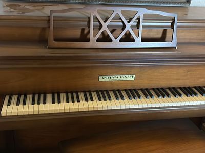 Astin-Weight Upright Baby Grand Piano