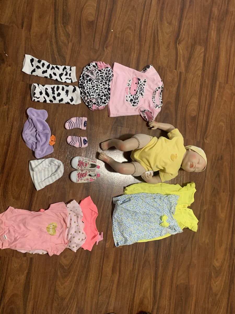 Lifelike Reborn Baby Doll with Extensive Wardrobe & Accessories, Realistic Details