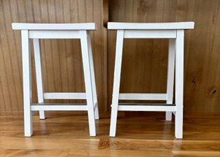 2 Bar Stools
