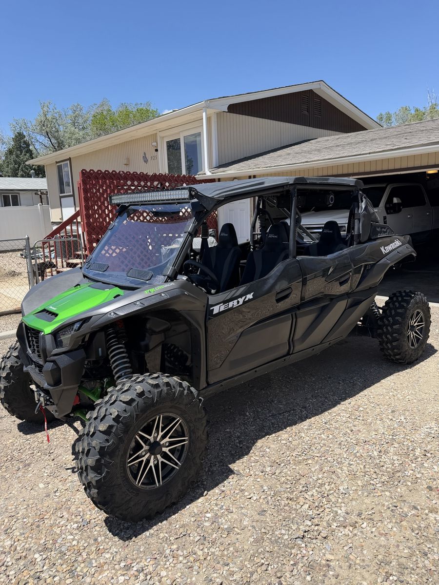 2024 Kawasaki Teryx KRX 4 1000es