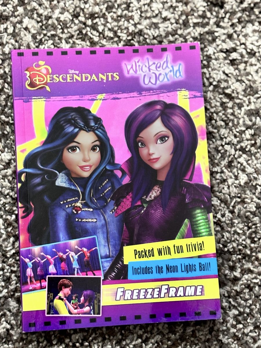 Disney Descendants Mal's Spell Book & Wicked World Freeze Frame Trivia Book Set