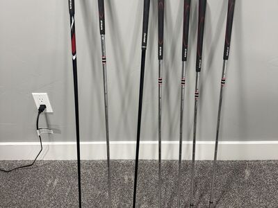 Beginner Golf Set - Driver, 3 Wood, Hybred, Irons