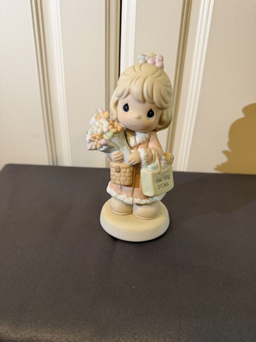 Precious Moments Figurine It's Time To Bless Your Own Day 2002