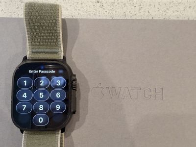 Apple Watch Ultra 3 GPS + Cellular 49mm Titanium Case w/ Olive Alpine Loop
