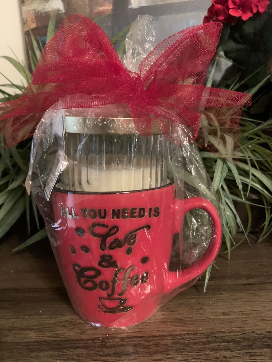 "New" Vanilla Candle And Coffee Mug