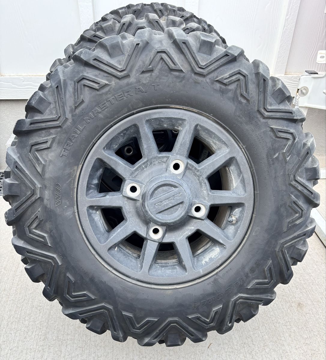 Main image 3