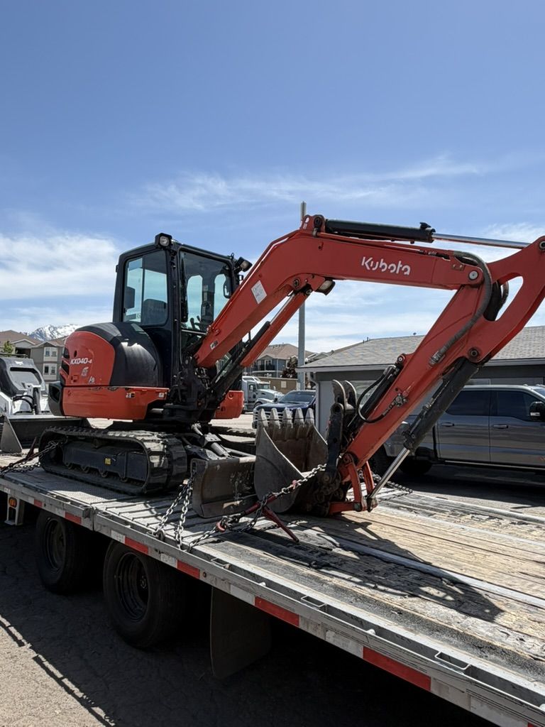 Kubota KX040's for Rent. 40 Class Units with Thumbs and Angle Blades.