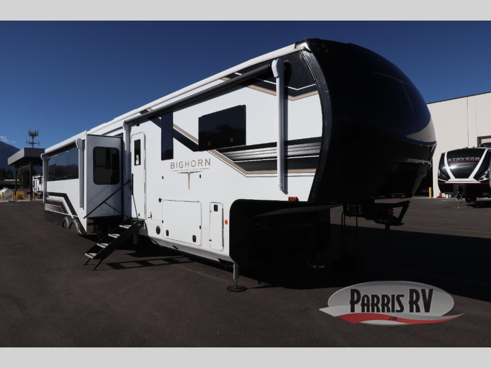 New 2026 Heartland Bighorn 38RE