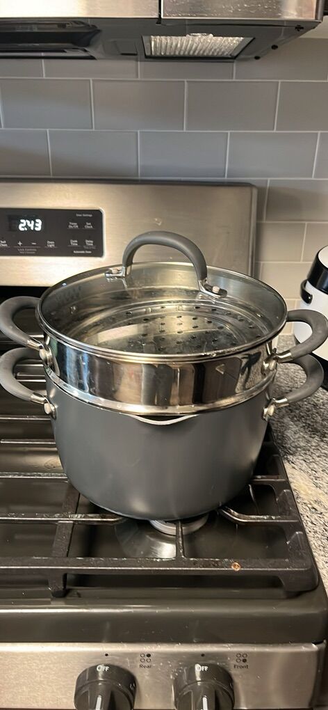 Pot With Steamer Basket