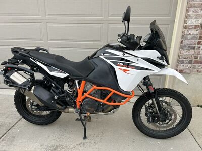 KTM 1090 ADV