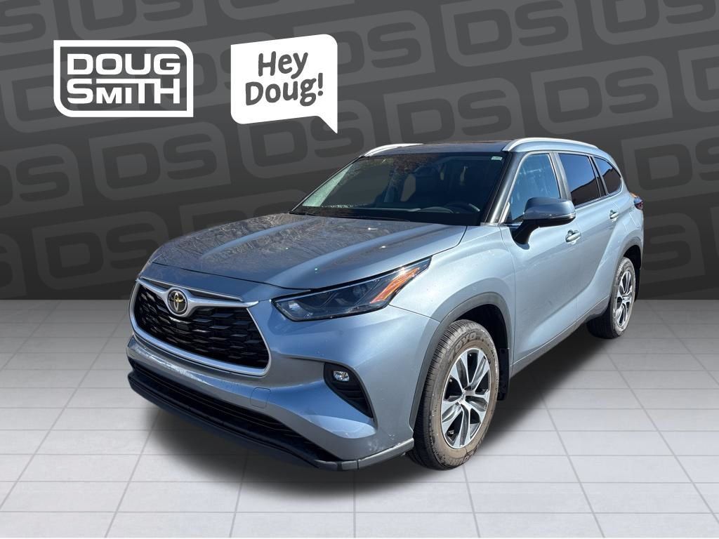 2024 Toyota Highlander XLE