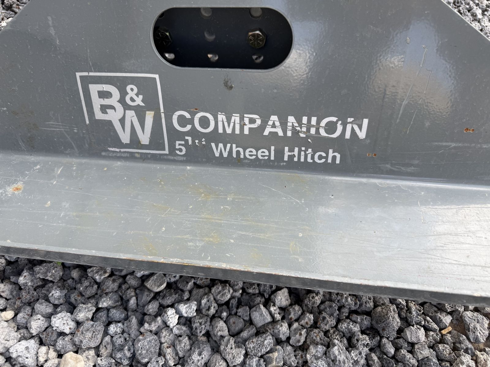B&W Companion 5th Wheel Hitch