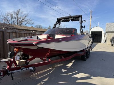 Axis 2017 AWR a24' with only 468 hours