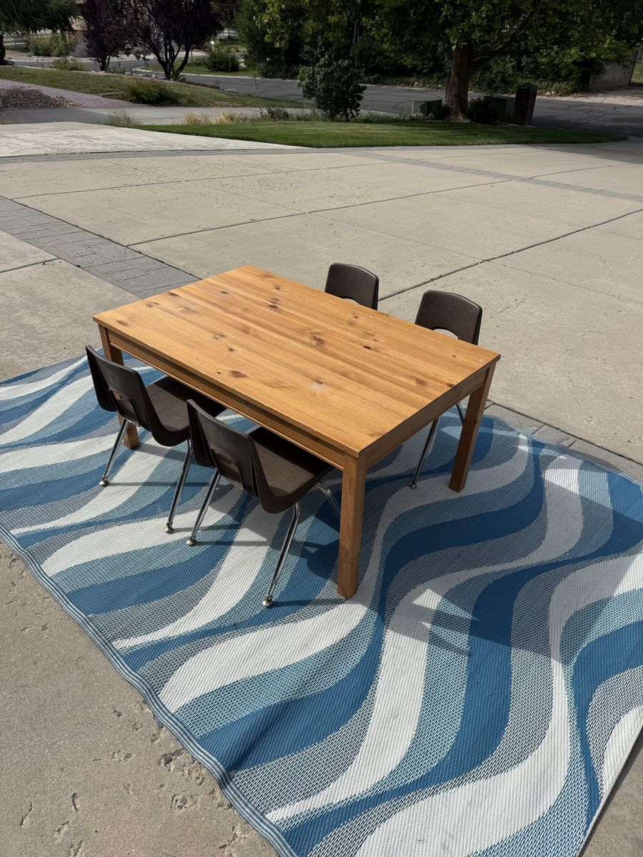 Children’s Wooden Table with 4 Kid Chairs