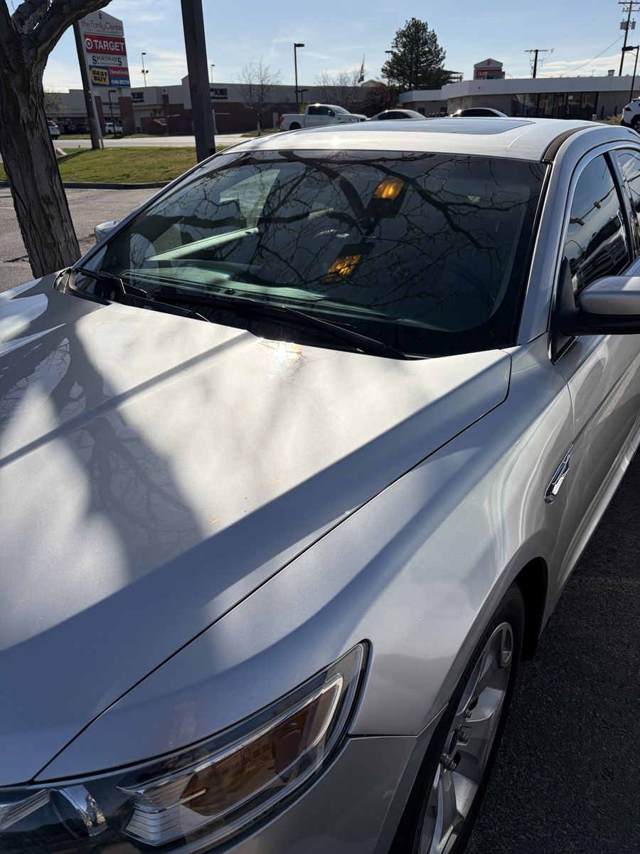 2012 Ford Taurus SEL Deluxe