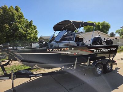 Tracker Targa V18 Combo 2017