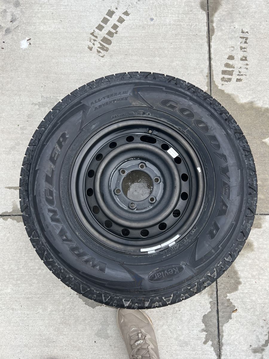  265/70R16 Full Size Spare 6 x 5.5 Lug Pattern