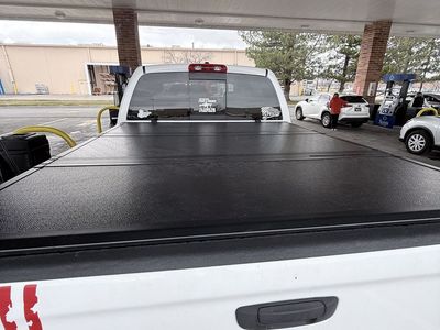 TONNEAU COVER